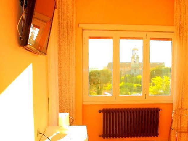 Hello Roma B&B Zewnętrze zdjęcie